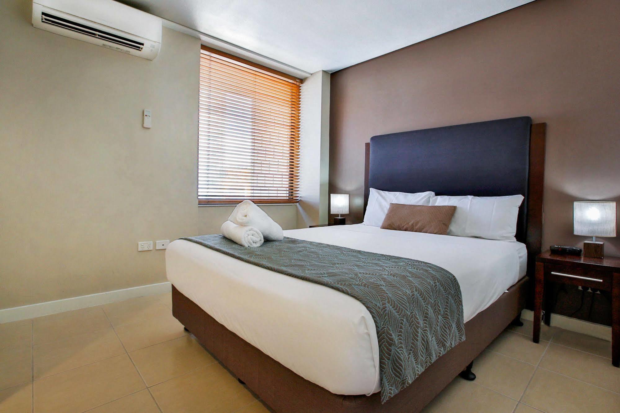 Madison Plaza Townsville Exterior photo